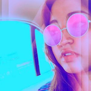 Meet your Posher, Rubi